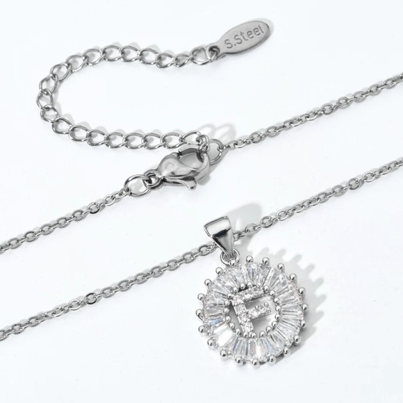 Silver Initial Crystal Pendant Necklace A-Z - Picture 4 of 7